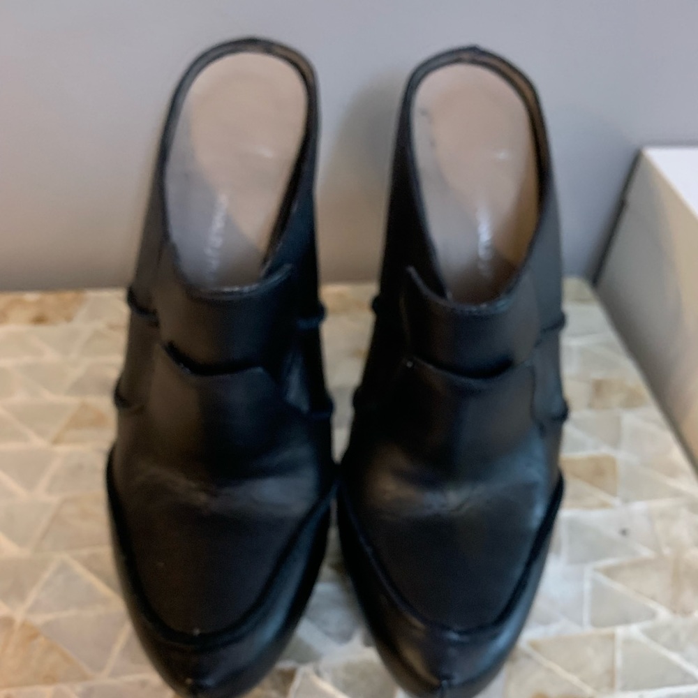 slip on heels by Donald J Pliner